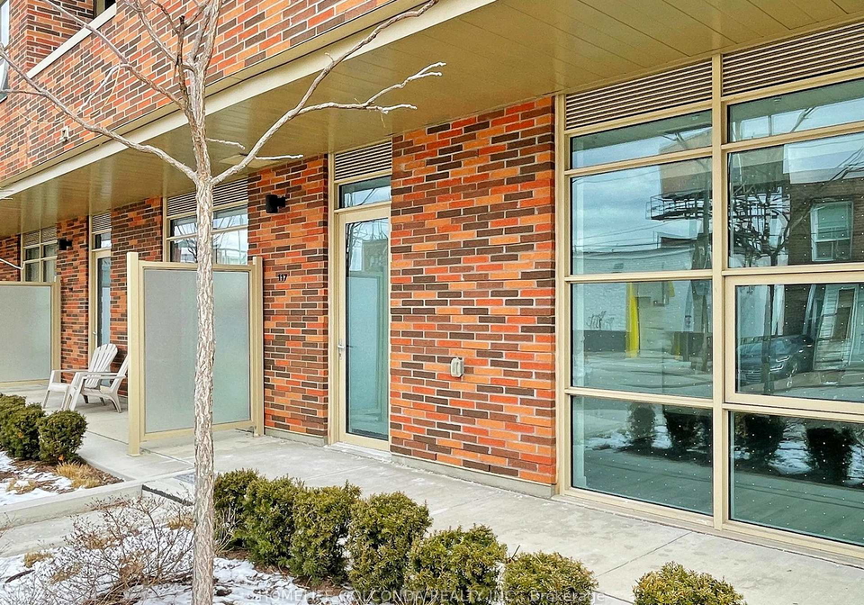 117-ford-street-s-toronto-ontario-w12897536