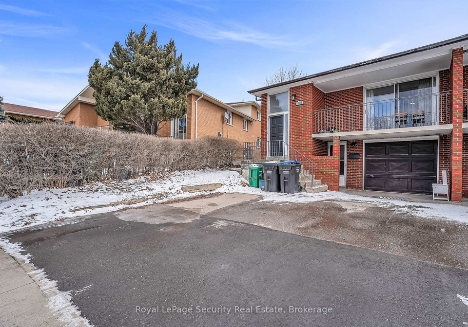 516-kelvedon-mews-mississauga-ontario-w12897580