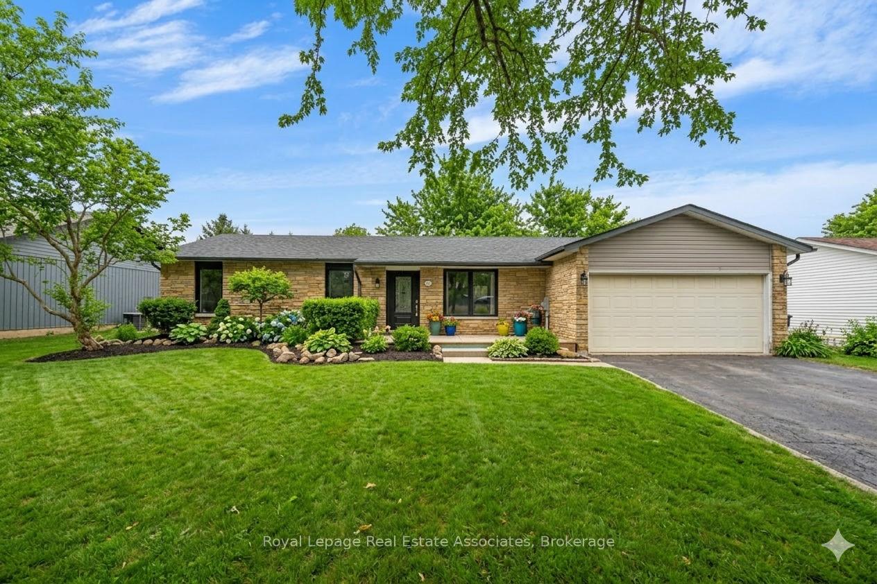 44-mcclellan-road-caledon-ontario-w12897612