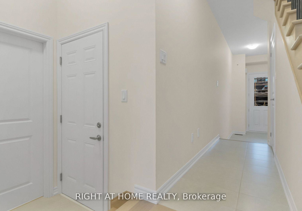 1428-almonte-drive-burlington-ontario-w12897742