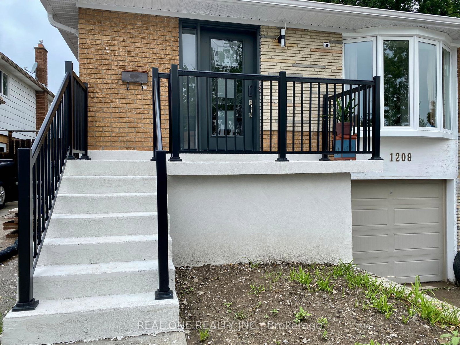 1209-verhoeven-court-mississauga-ontario-w12898036