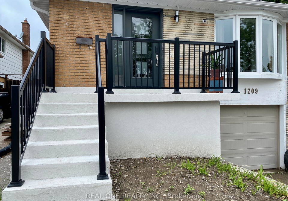 1209-verhoeven-court-mississauga-ontario-w12898036