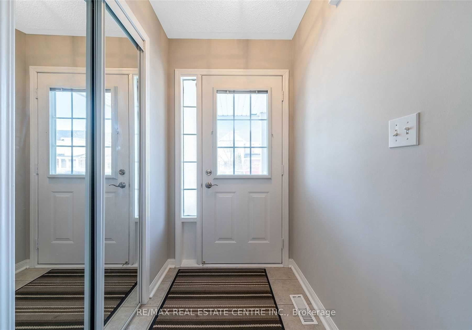 1024-barclay-circle-milton-ontario-w12898090