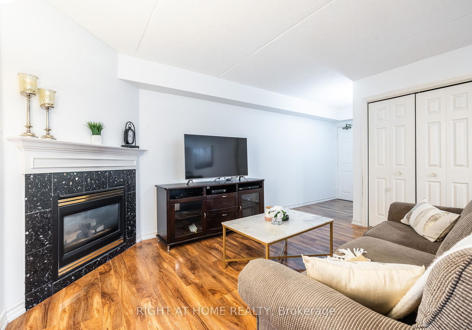 1441-walkers-line-burlington-ontario-w12898188