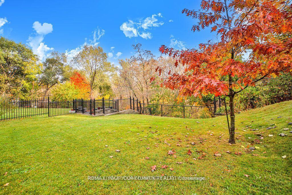 21-disan-court-etobicoke-ontario-w12898402