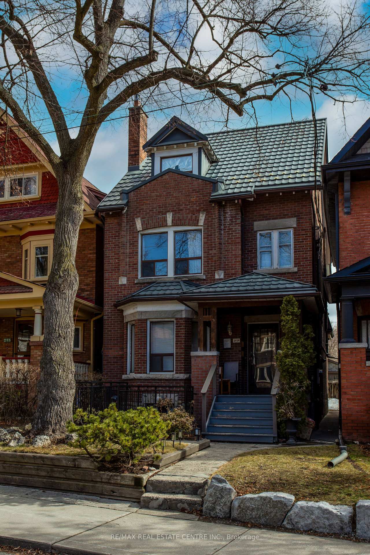 213-indian-road-toronto-ontario-w12898574