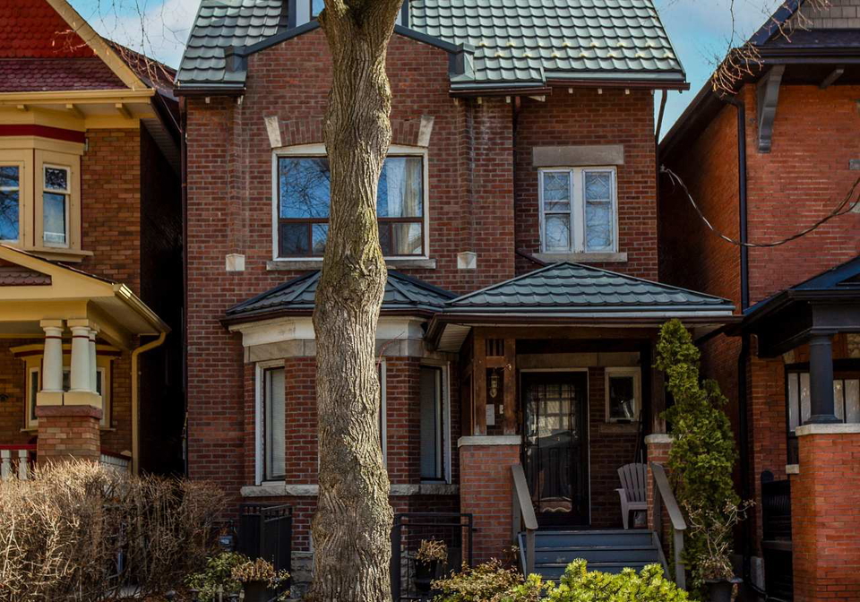 213-indian-road-toronto-ontario-w12898574