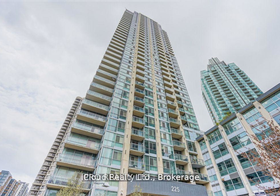 225-webb-drive-mississauga-ontario-w12898706