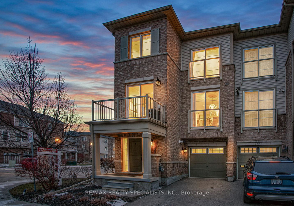 165-hampshire-way-milton-ontario-w12898776