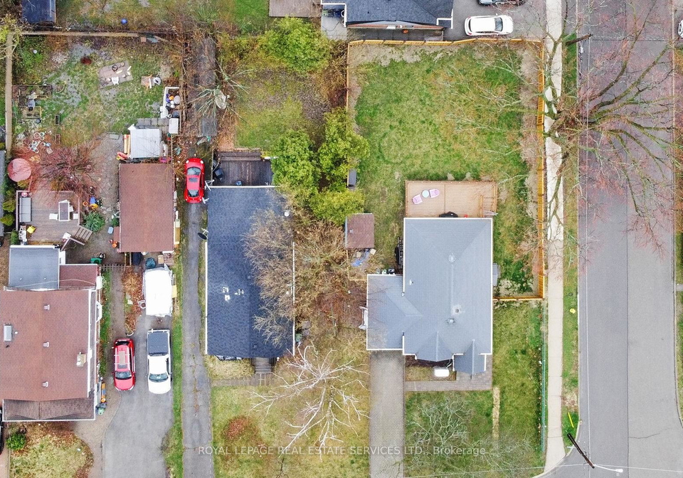 41-ash-crescent-etobicoke-ontario-w12898800
