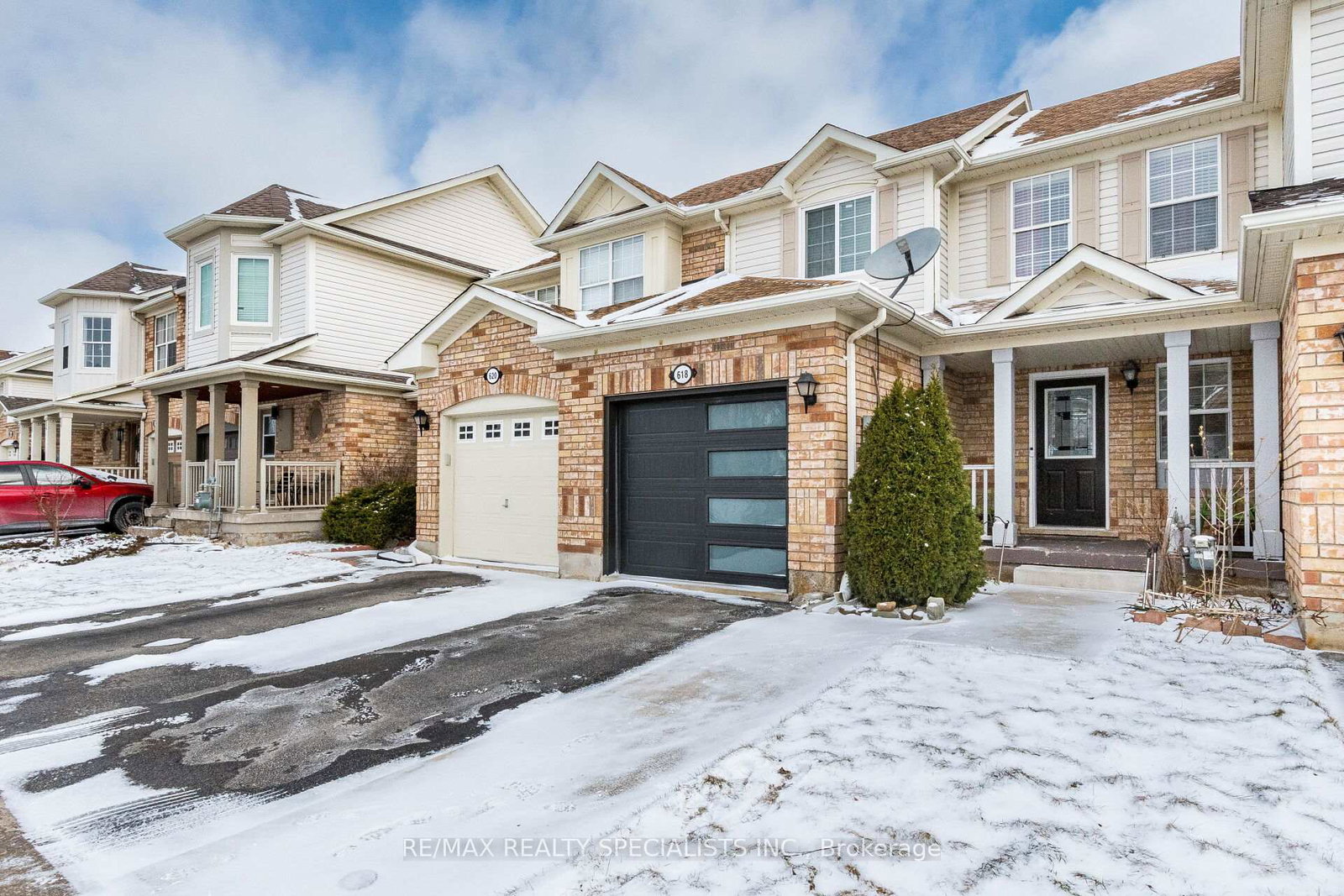 618-hamilton-crescent-milton-ontario-w12899016