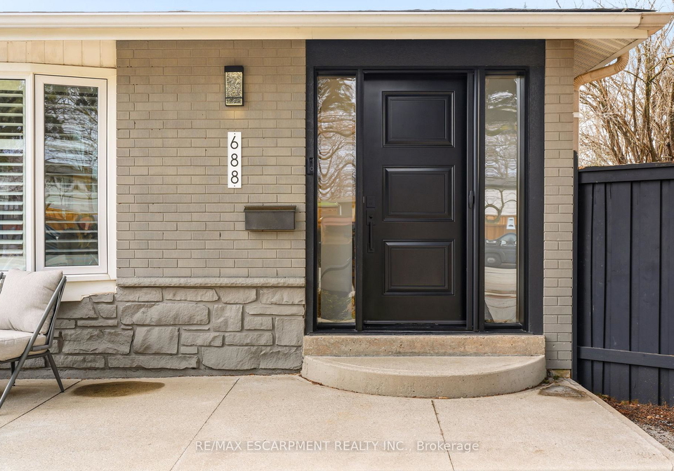 688-mullin-way-burlington-ontario-w12899488