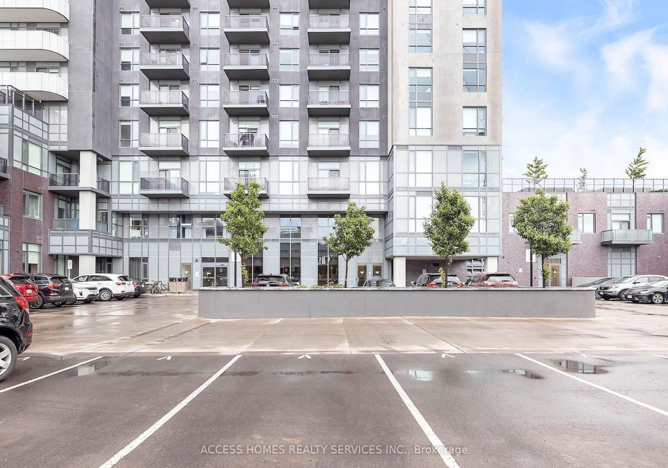 8-nahani-way-mississauga-ontario-w12899724