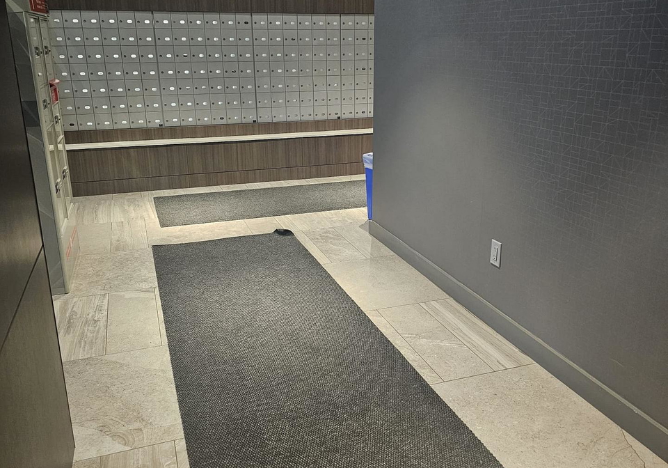 2560-eglinton-avenue-w-mississauga-ontario-w12899764