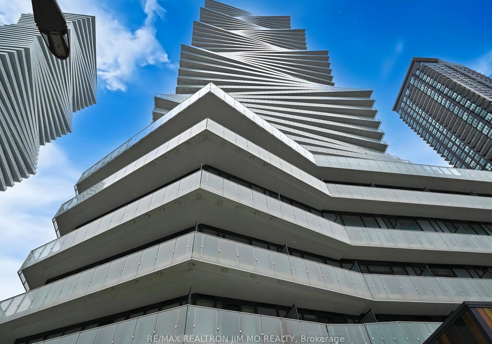 3900-confederation-parkway-mississauga-ontario-w12899772