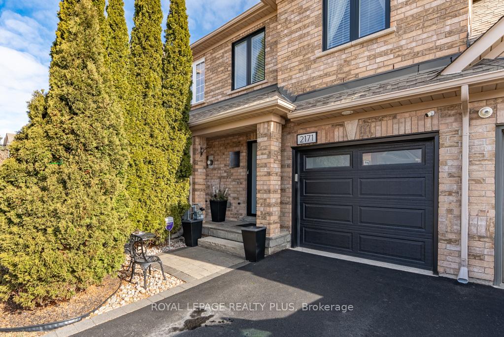 2171-forest-gate-park-oakville-ontario-w12899792