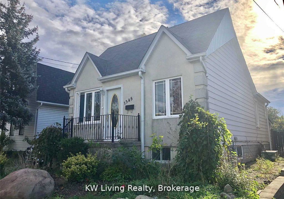 1348-alexandra-avenue-mississauga-ontario-w12899950