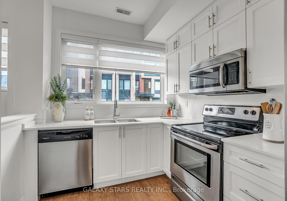 50-thomas-mullholland-drive-york-ontario-w12900424