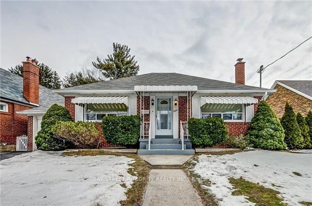 889-royal-york-road-etobicoke-ontario-w12900478