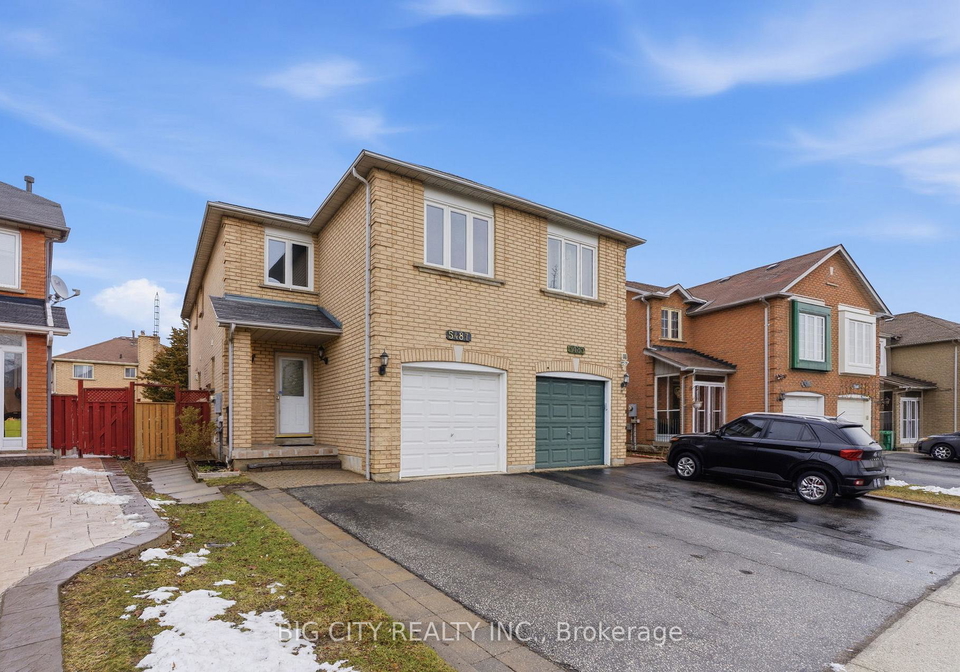 5487-cosmic-crescent-mississauga-ontario-w12900598