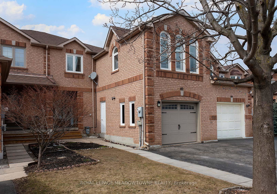 82-mosley-crescent-brampton-ontario-w12900702