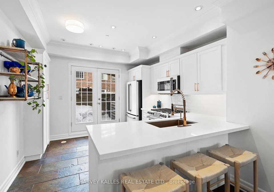 17-peelar-mews-etobicoke-ontario-w12900730