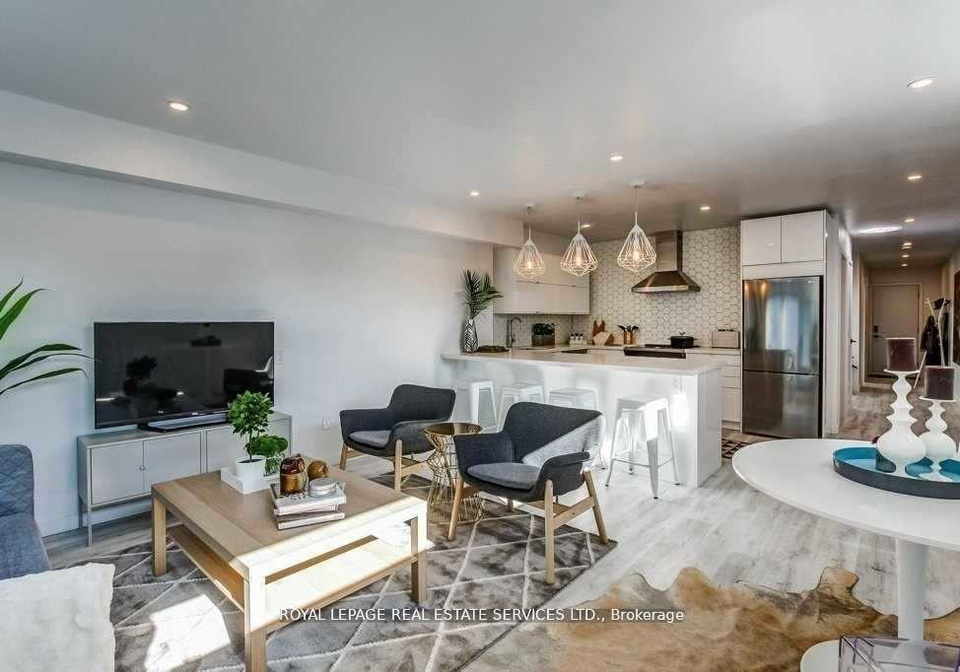 6-florence-crescent-toronto-ontario-w12900880