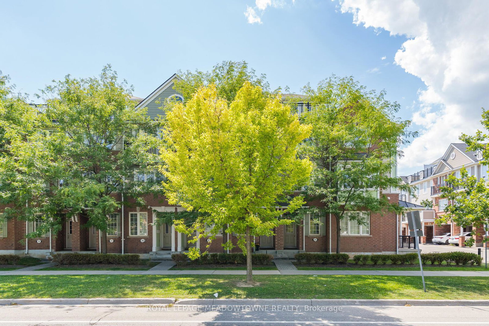2614-dashwood-drive-oakville-ontario-w12900946