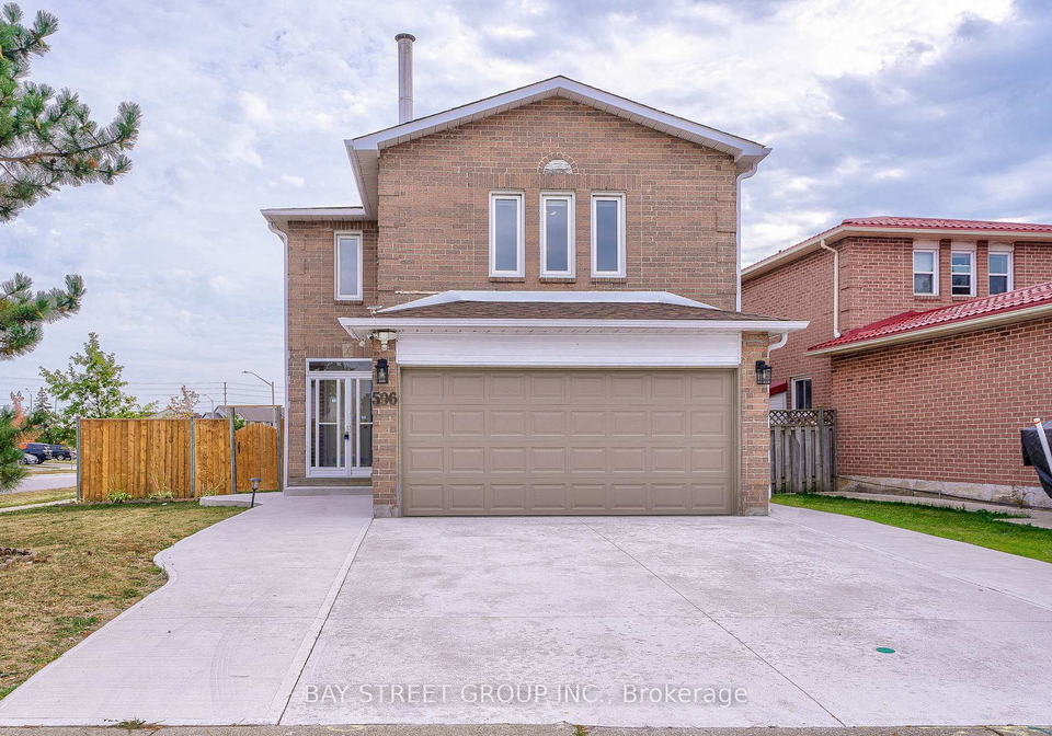 596-constellation-drive-mississauga-ontario-w12901084