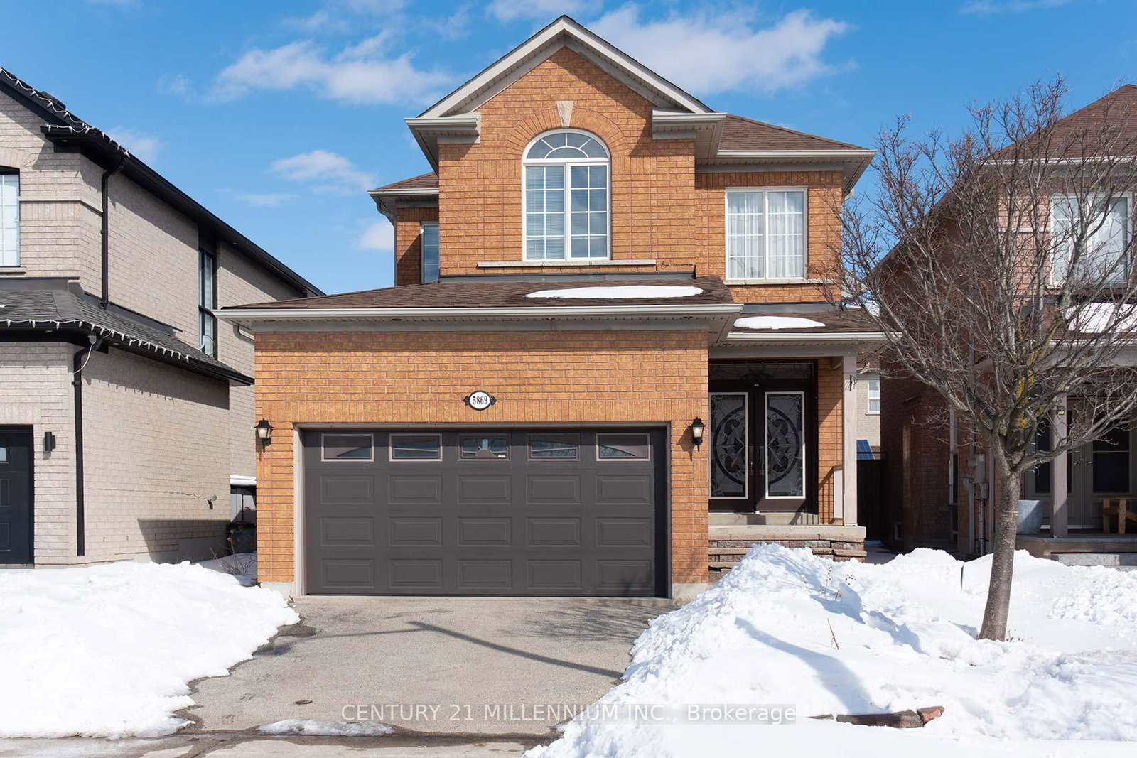 5869-yachtsman-cross-mississauga-ontario-w12901242