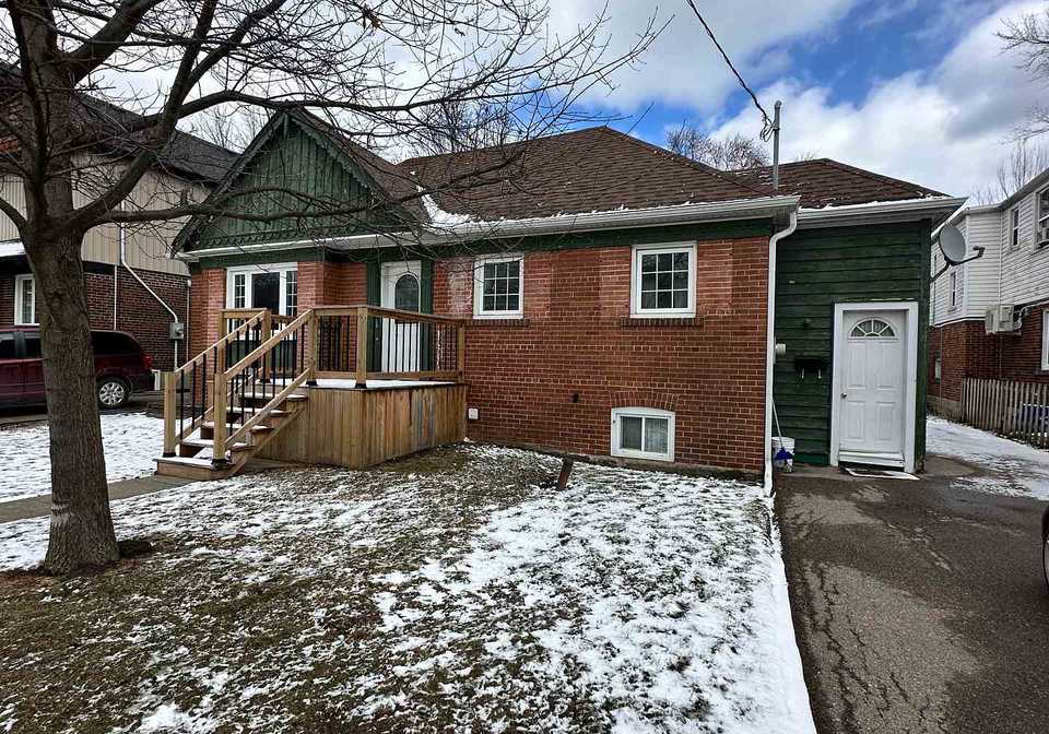 27-royal-york-road-etobicoke-ontario-w12901256
