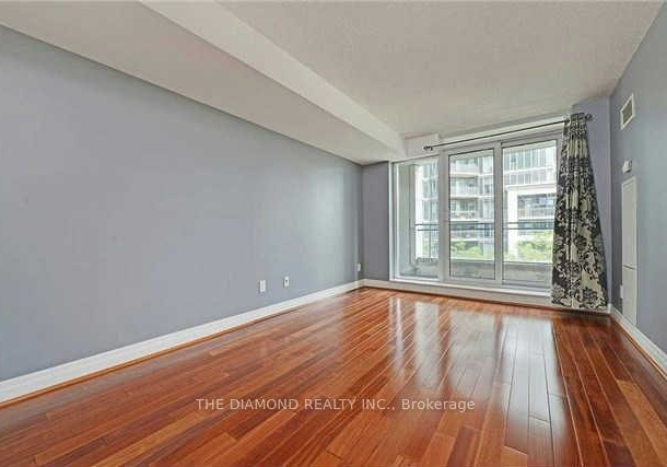 2121-lakeshore-boulevard-w-etobicoke-ontario-w12901296