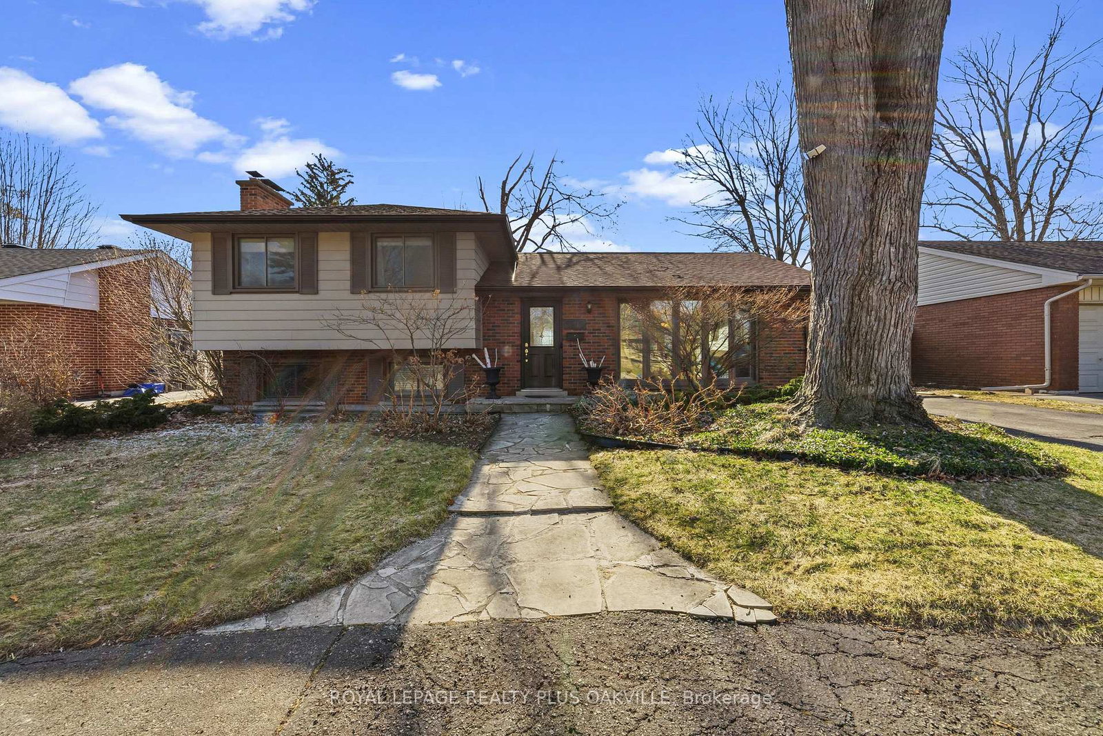 5210-meadowhill-road-burlington-ontario-w12901340