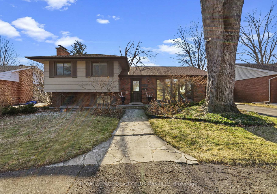 5210-meadowhill-road-burlington-ontario-w12901340
