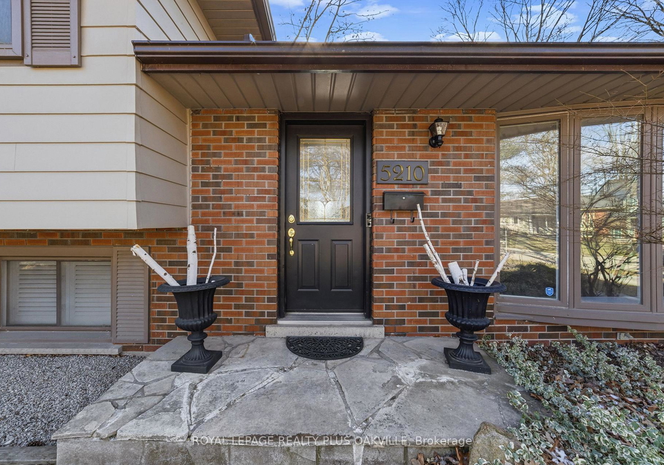 5210-meadowhill-road-burlington-ontario-w12901340