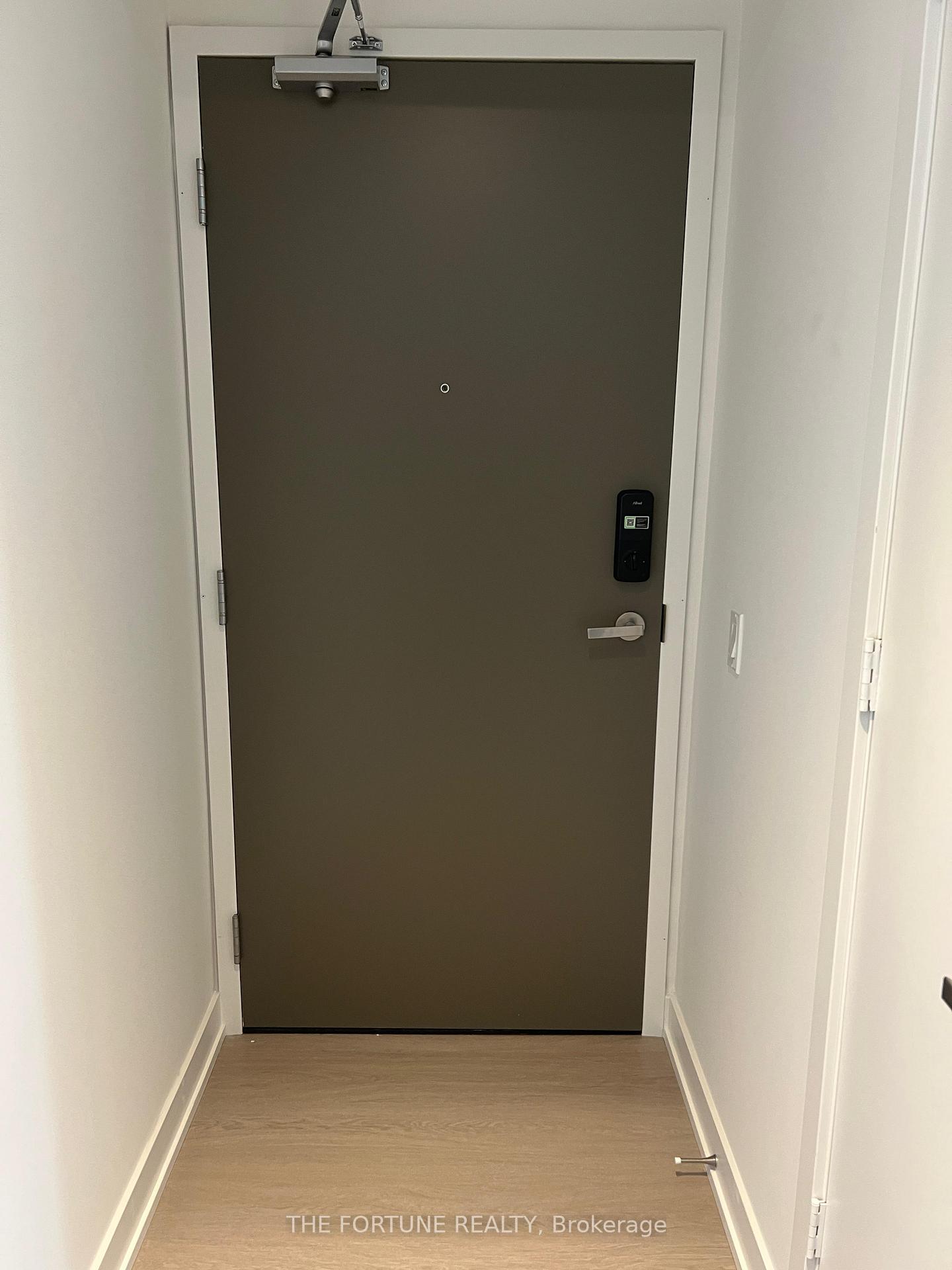 448-burnhamthorpe-road-w-mississauga-ontario-w12902048