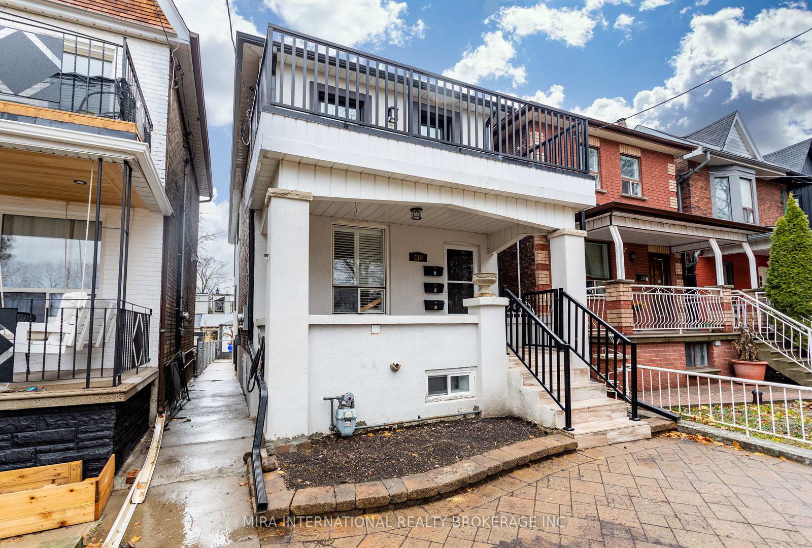 216-campbell-avenue-toronto-ontario-w12902072