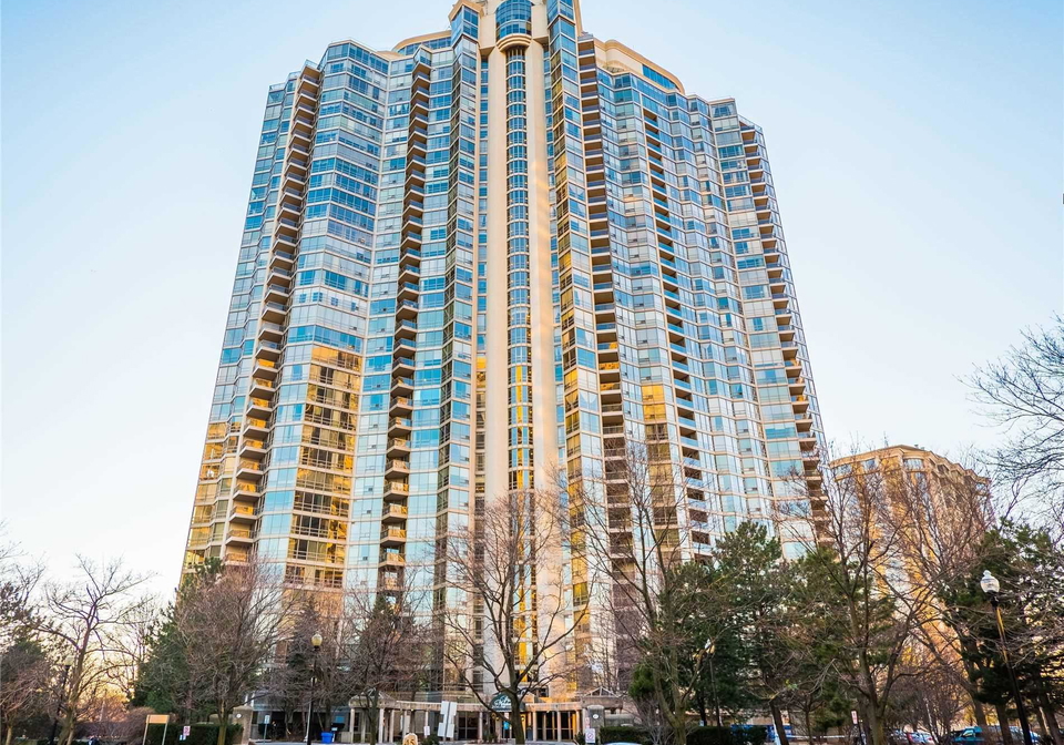 45-kingsbridge-garden-circle-mississauga-ontario-w12902090