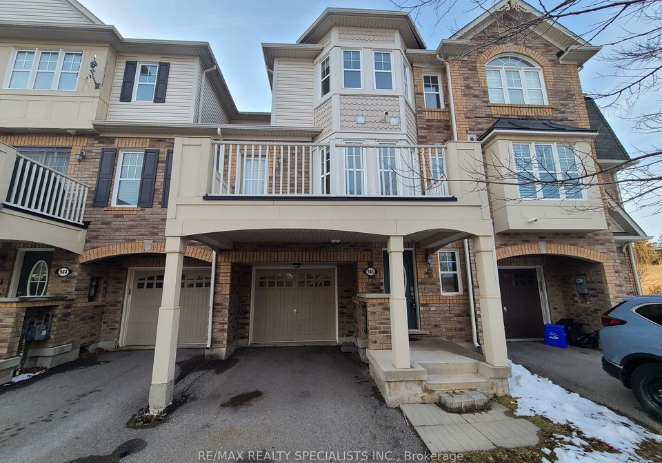 946-brassard-circle-milton-ontario-w12902094