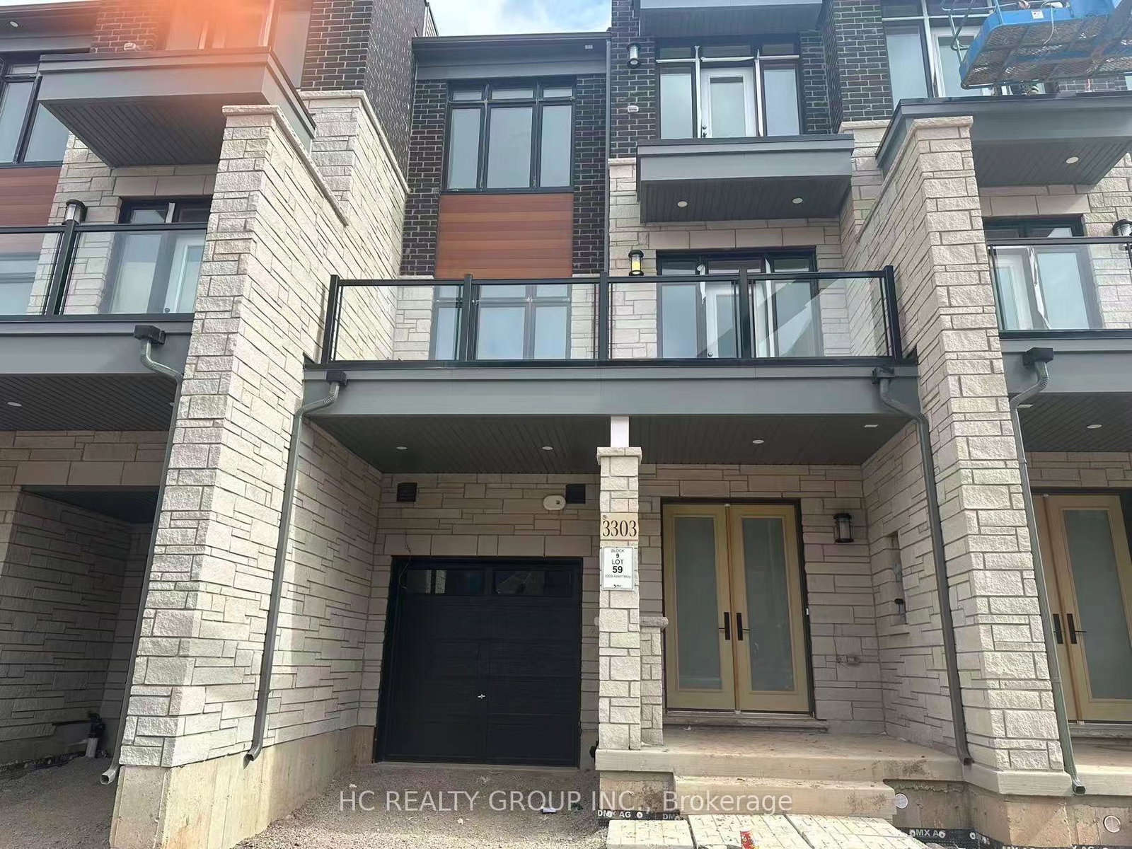 3303-azam-way-oakville-ontario-w12902146