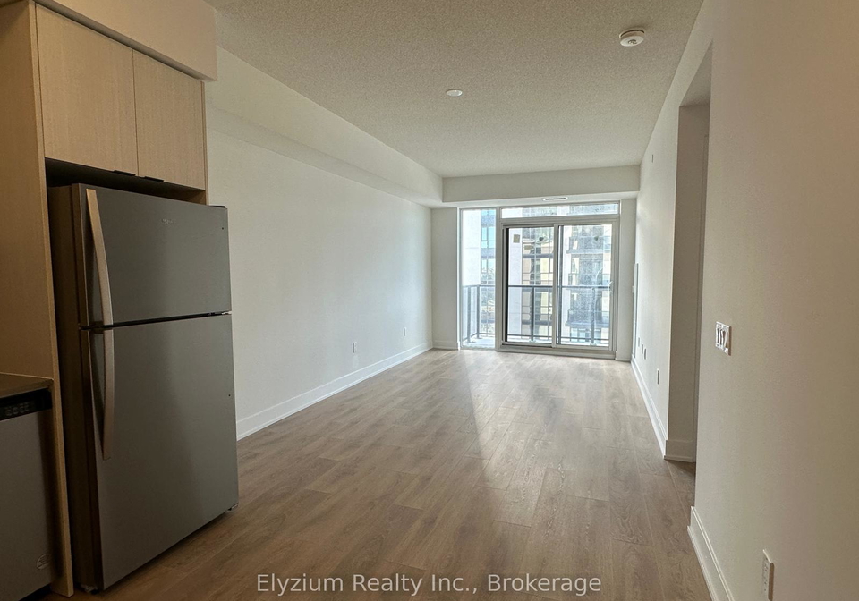 204-burnhamthorpe-road-e-mississauga-ontario-w12902154