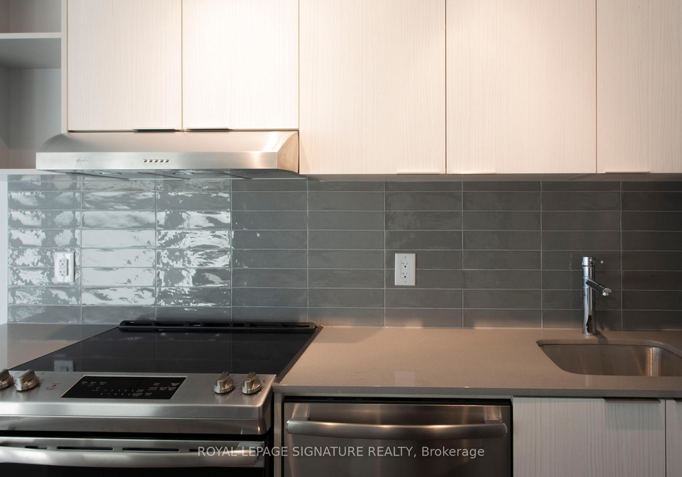 2520-eglinton-avenue-w-mississauga-ontario-w12902184