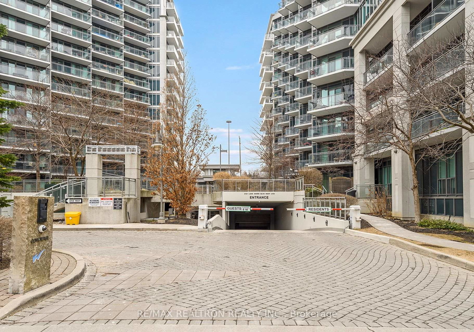 2119-lake-shore-boulevard-w-etobicoke-ontario-w12902574