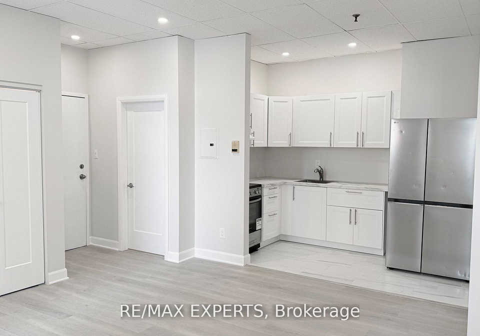 8-main-street-s-brampton-ontario-w12902584