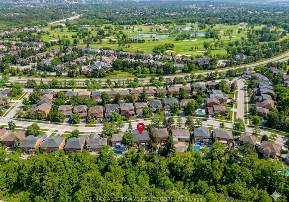 1320-monks-passage-oakville-ontario-w12902636
