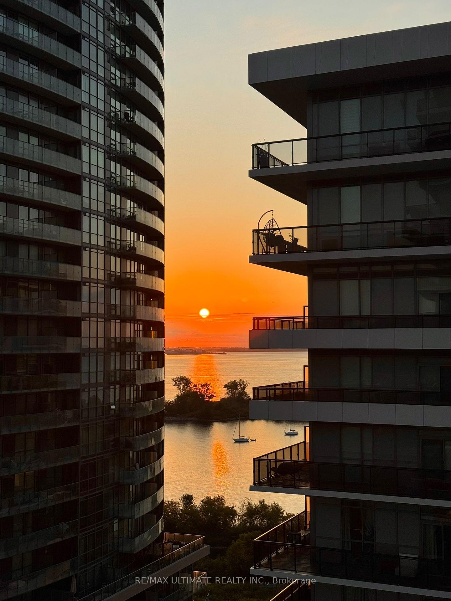 70-annie-craig-drive-etobicoke-ontario-w12902822