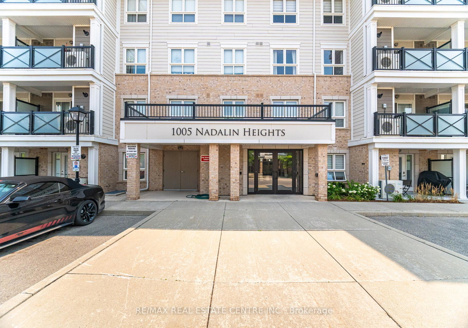1005-nadalin-heights-milton-ontario-w12902896