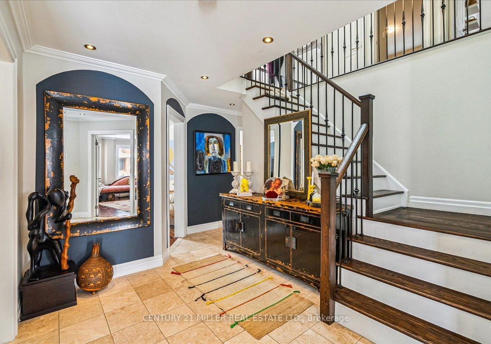 2382-towne-boulevard-oakville-ontario-w12902992