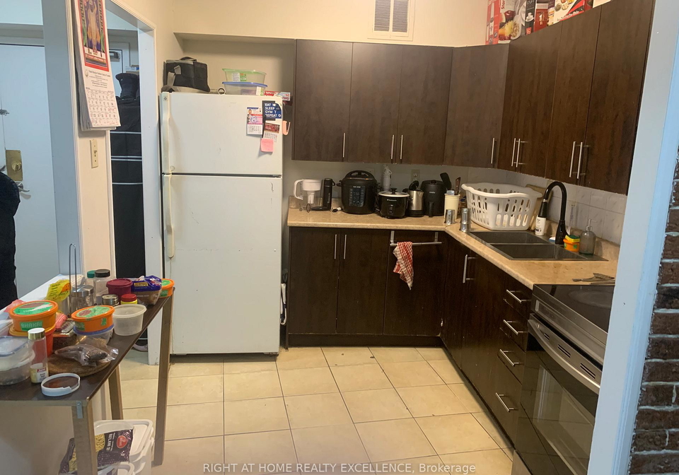 380-dixon-road-etobicoke-ontario-w12903668
