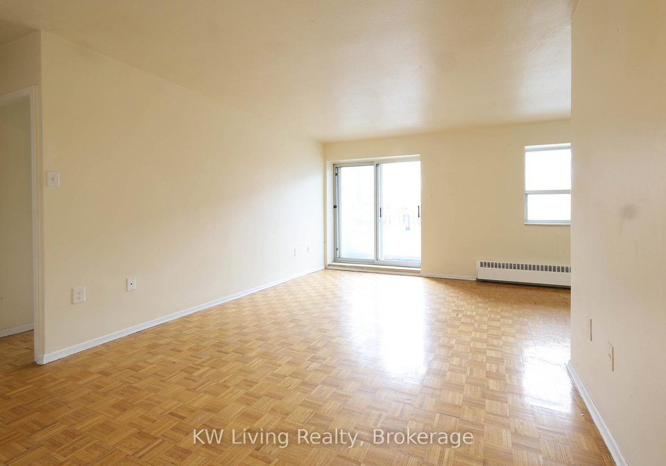 480-lakeshore-road-e-mississauga-ontario-w12903684